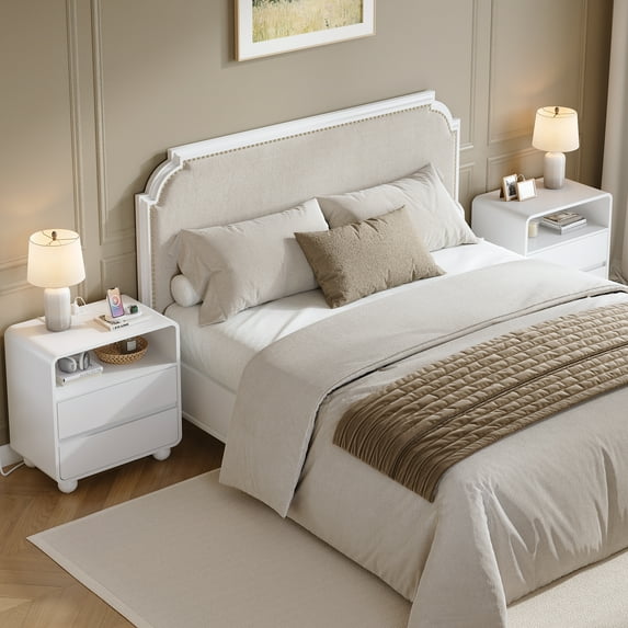 Aufeile Nightstands Set of 2 for Bedroom with Charging Station, 23.6" Wide Bedside Tables with 2 Drawers & Shelf, Modern Curved Wood Night Stand Set for Bedroom or Living Room, White