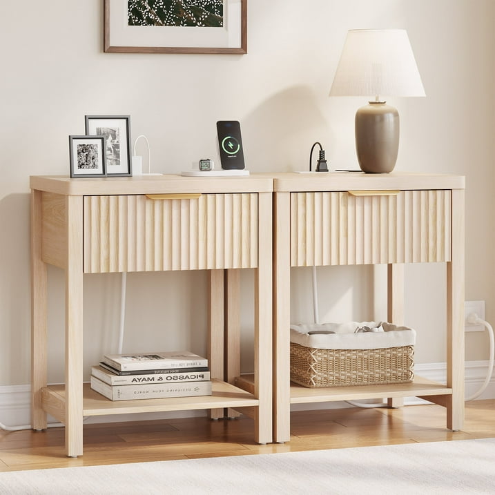 Aufeile Nightstand for Bedroom Set of 2 with Charging Station, Modern Side Table with Drawer & Open Shelf, Fluted End Table with 2 AC Outlets, USB & Type-C, Natural