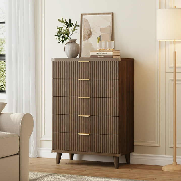 Aufeile 39.4" Tall Dresser for Bedroom, 5 Drawer Fluted Wood Dresser, Modern Chest of Drawers with Wave Panel, Slim Storage Cabinet for Small Spaces, Walnut